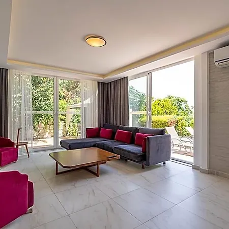 Adavillas Hotel 5*
