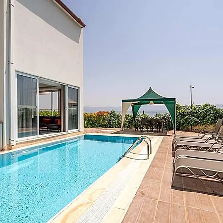 Adavillas 5*
